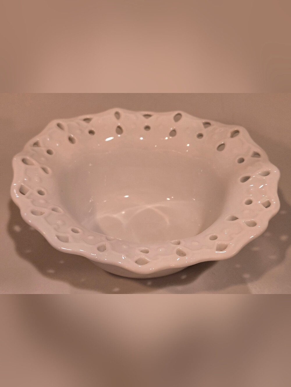 Ruffles Decorative White Ruffle Lace Bowl